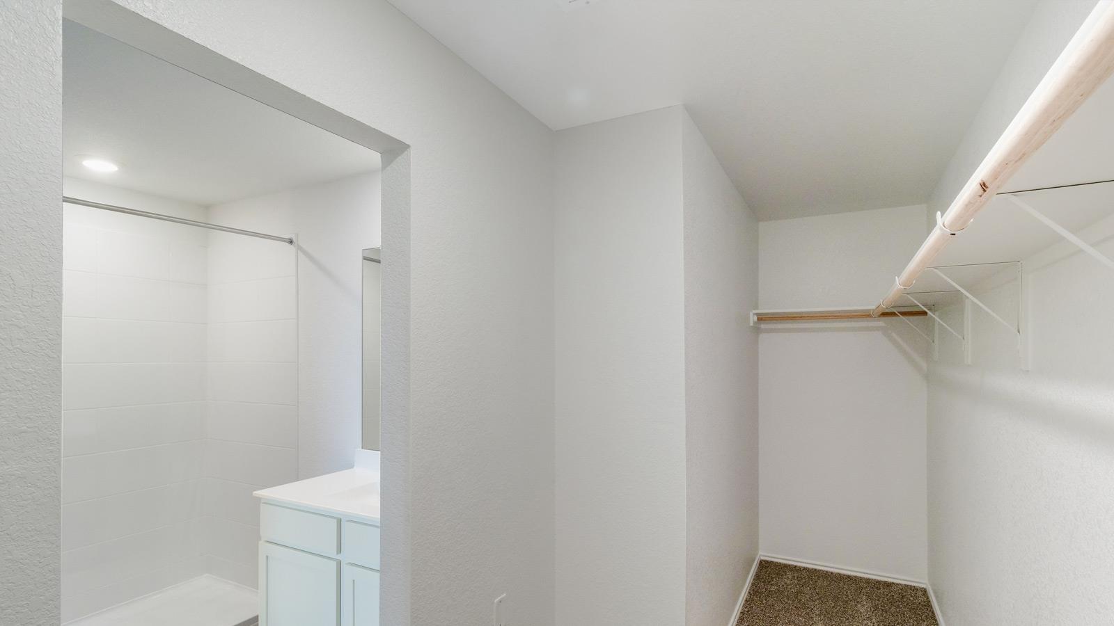 110 Schuenemann Way Uhland TX 78640