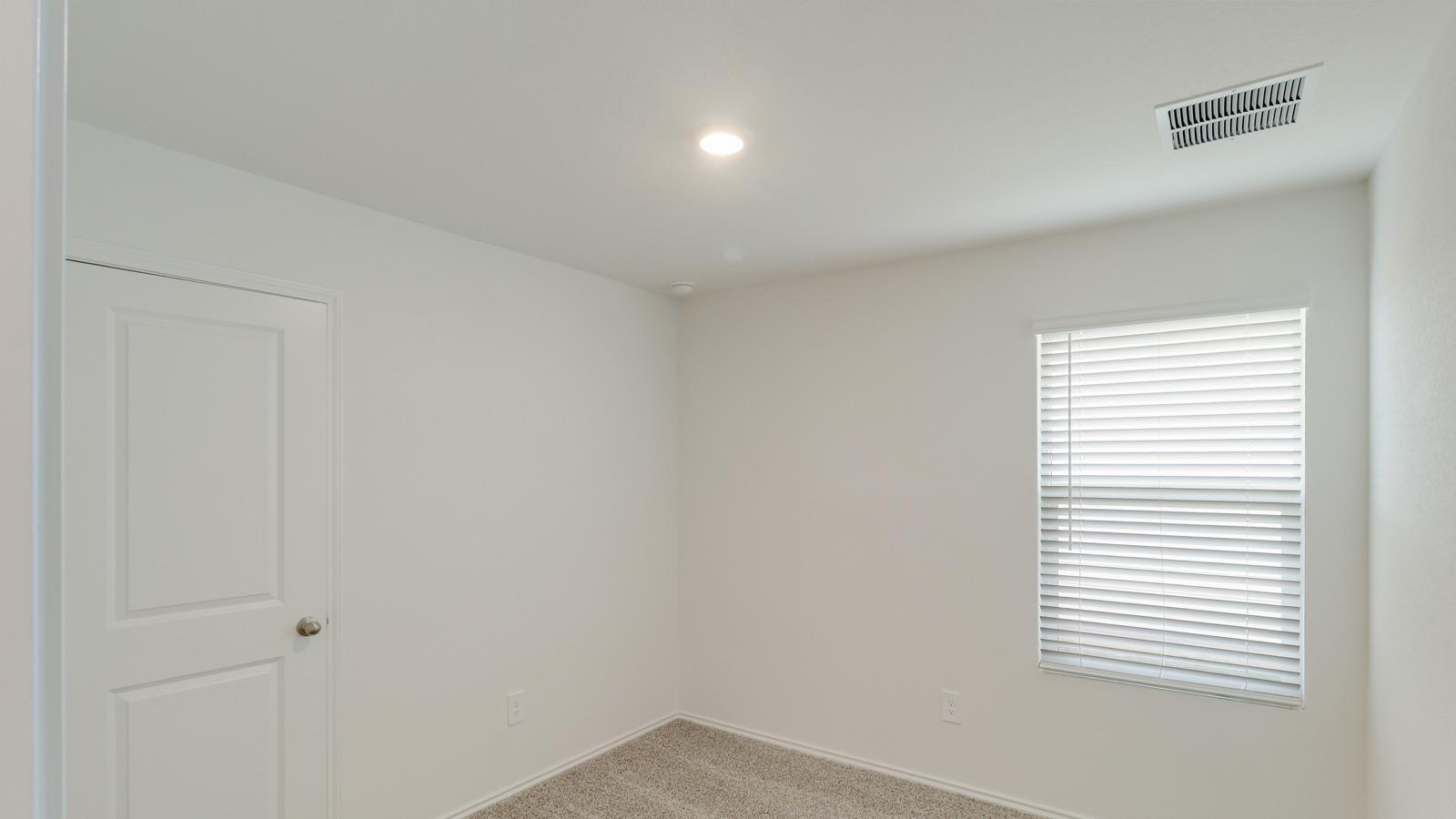 110 Schuenemann Way Uhland TX 78640