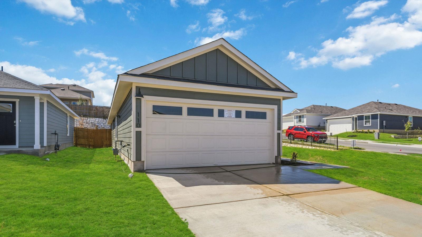 110 Schuenemann Way Uhland TX 78640