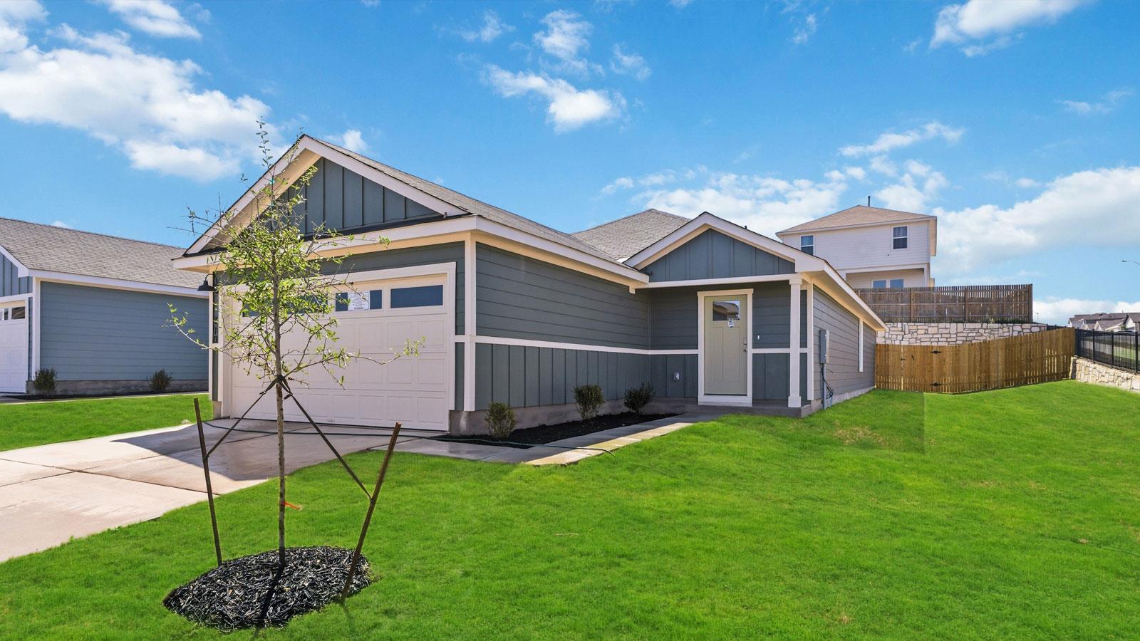 110 Schuenemann Way Uhland TX 78640