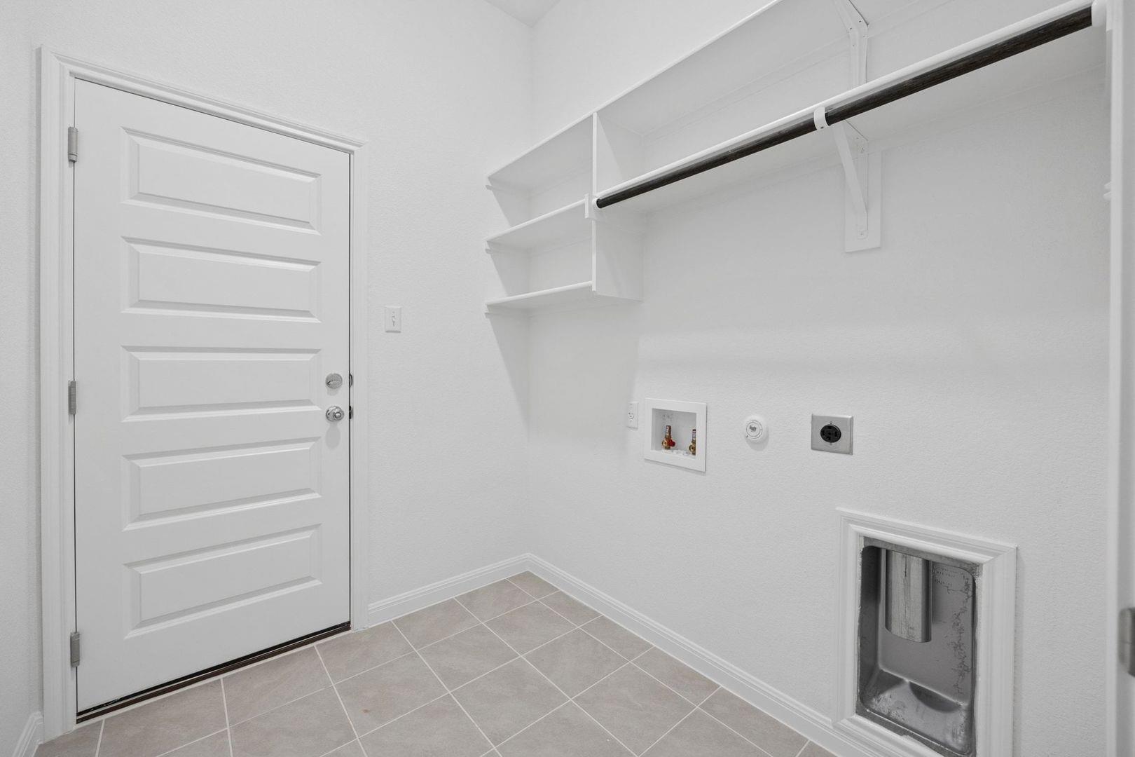 310 Bendecido Loop Elgin TX 78621
