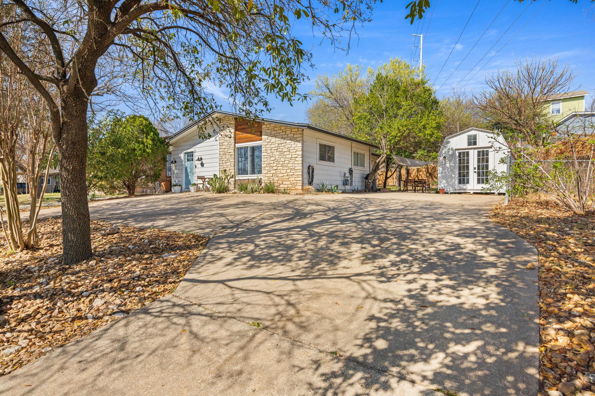 5002 Ledesma Road Austin TX 78721