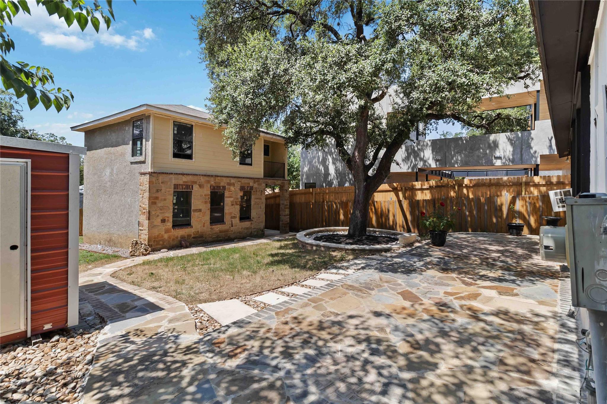 1002 Walter Street Austin TX 78702