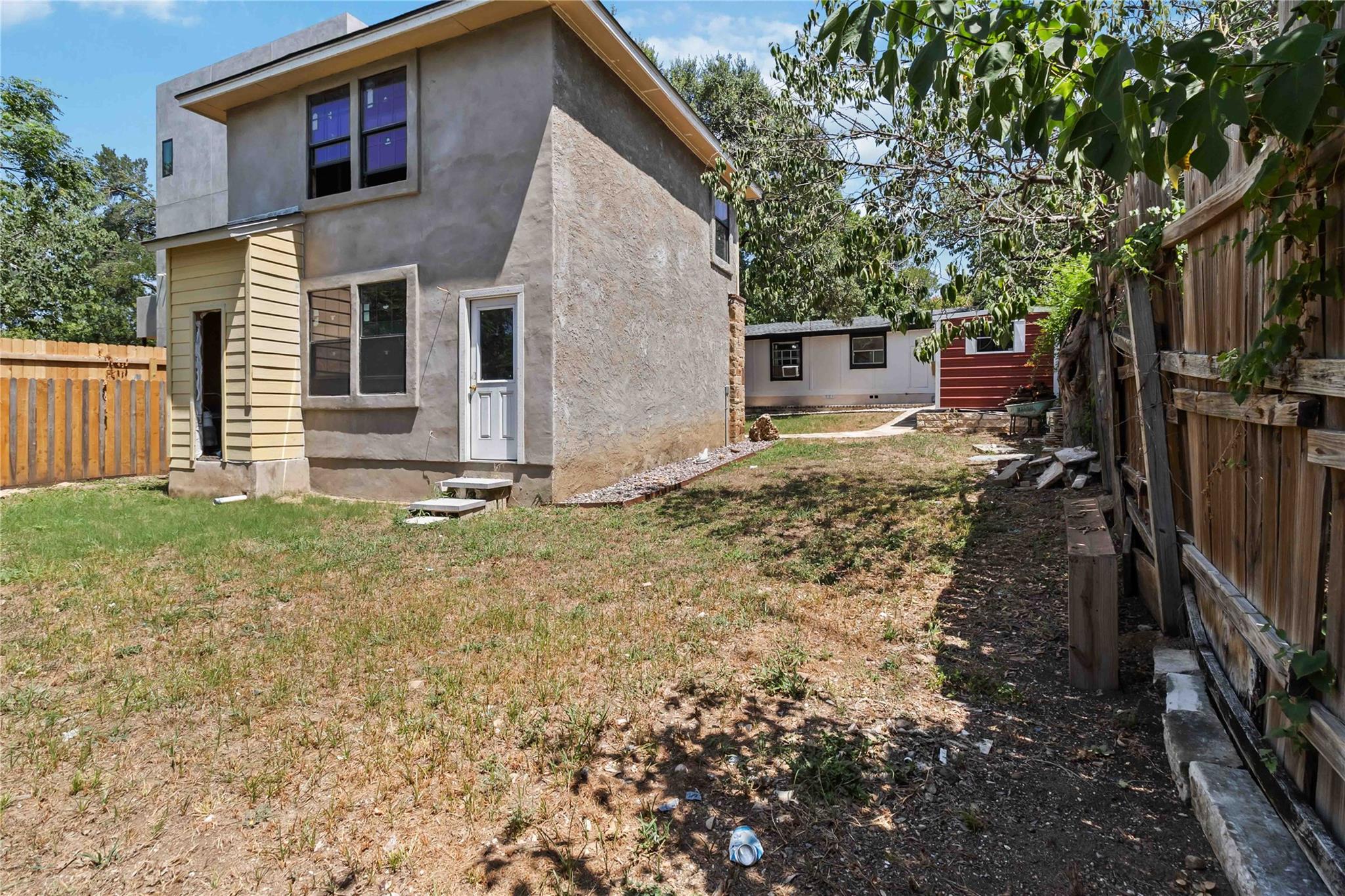 1002 Walter Street Austin TX 78702