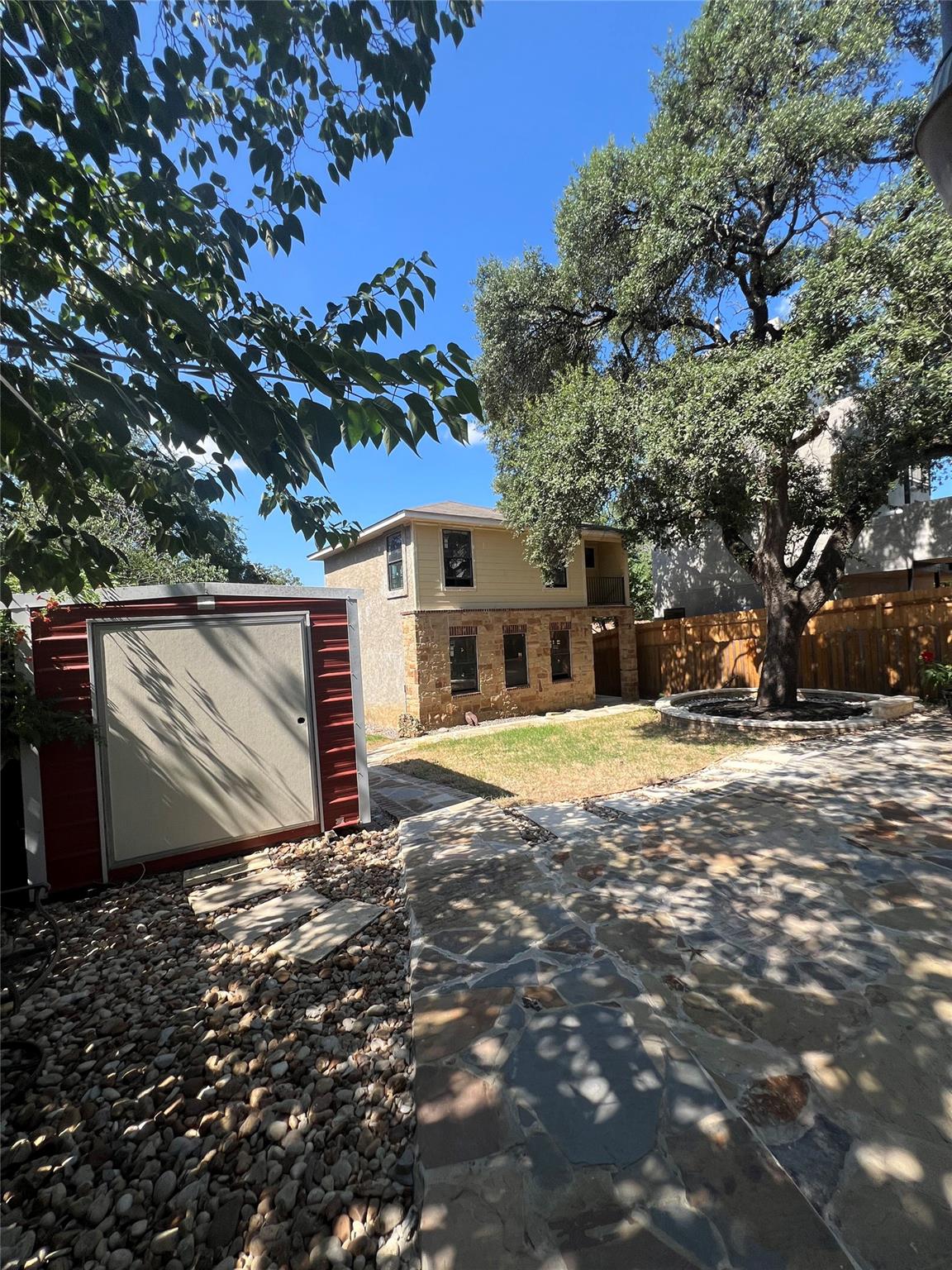 1002 Walter Street Austin TX 78702