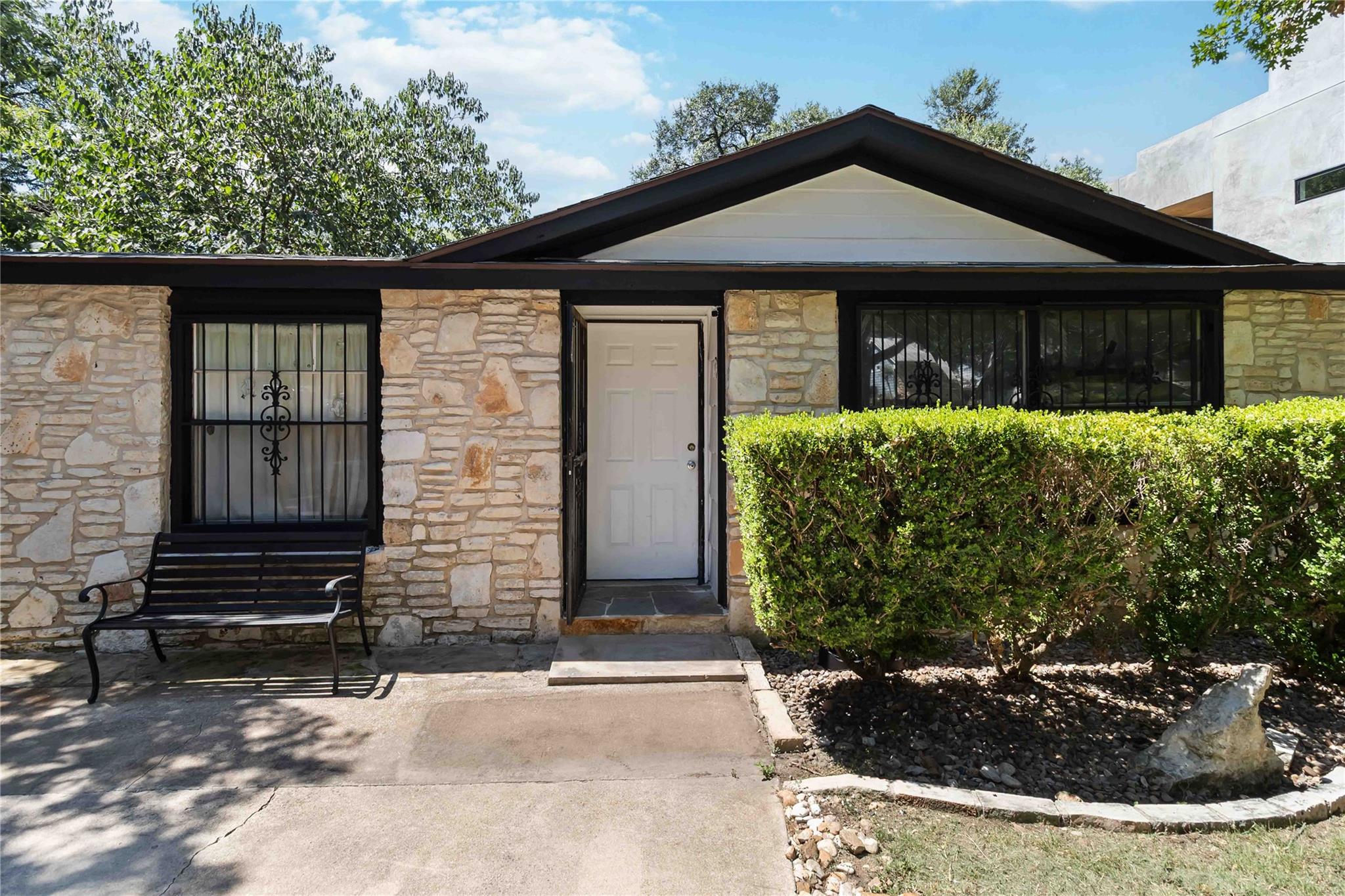 1002 Walter Street Austin TX 78702