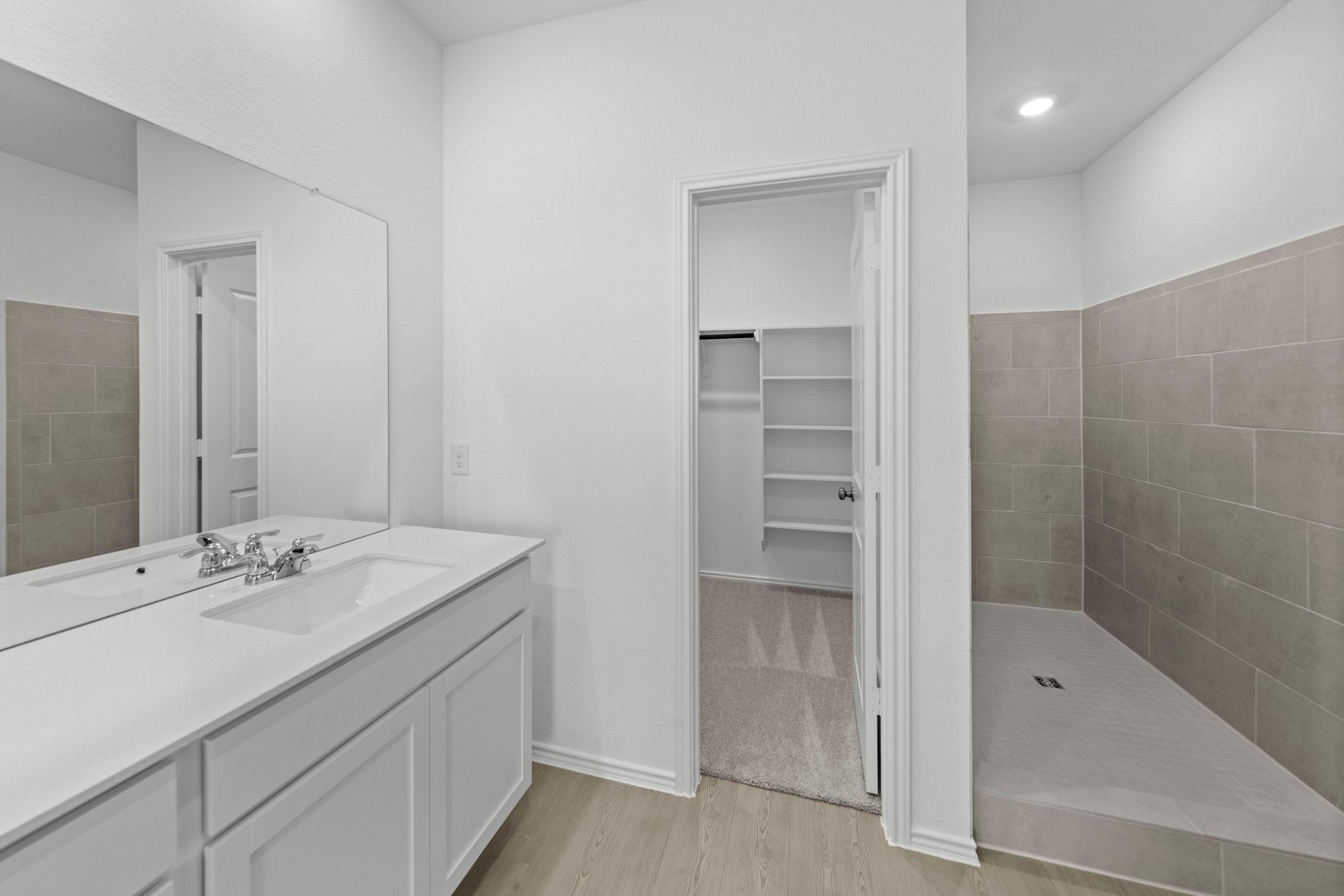 13212 Eastland Drive Mustang Ridge TX 78610