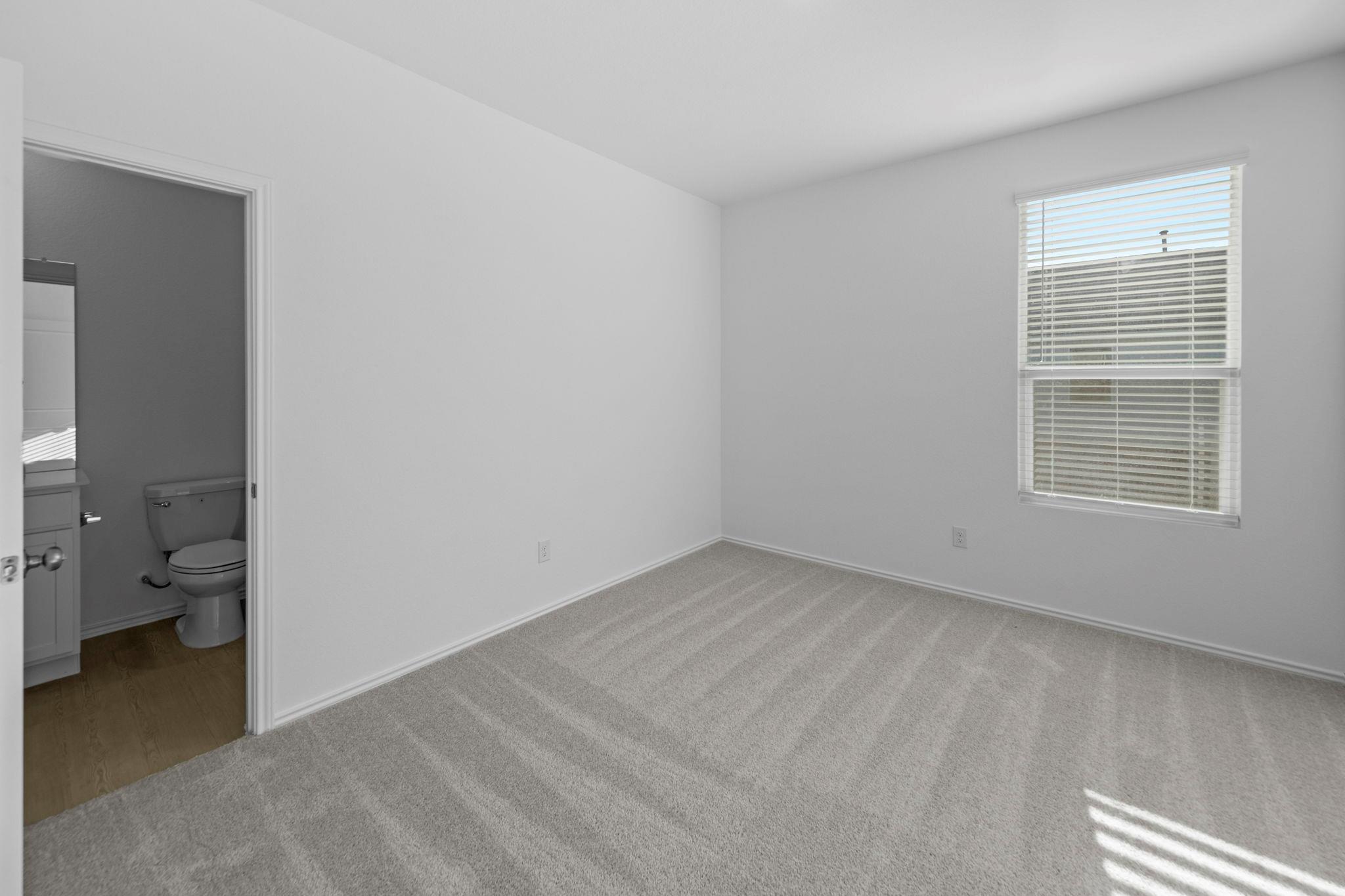 13212 Eastland Drive Mustang Ridge TX 78610