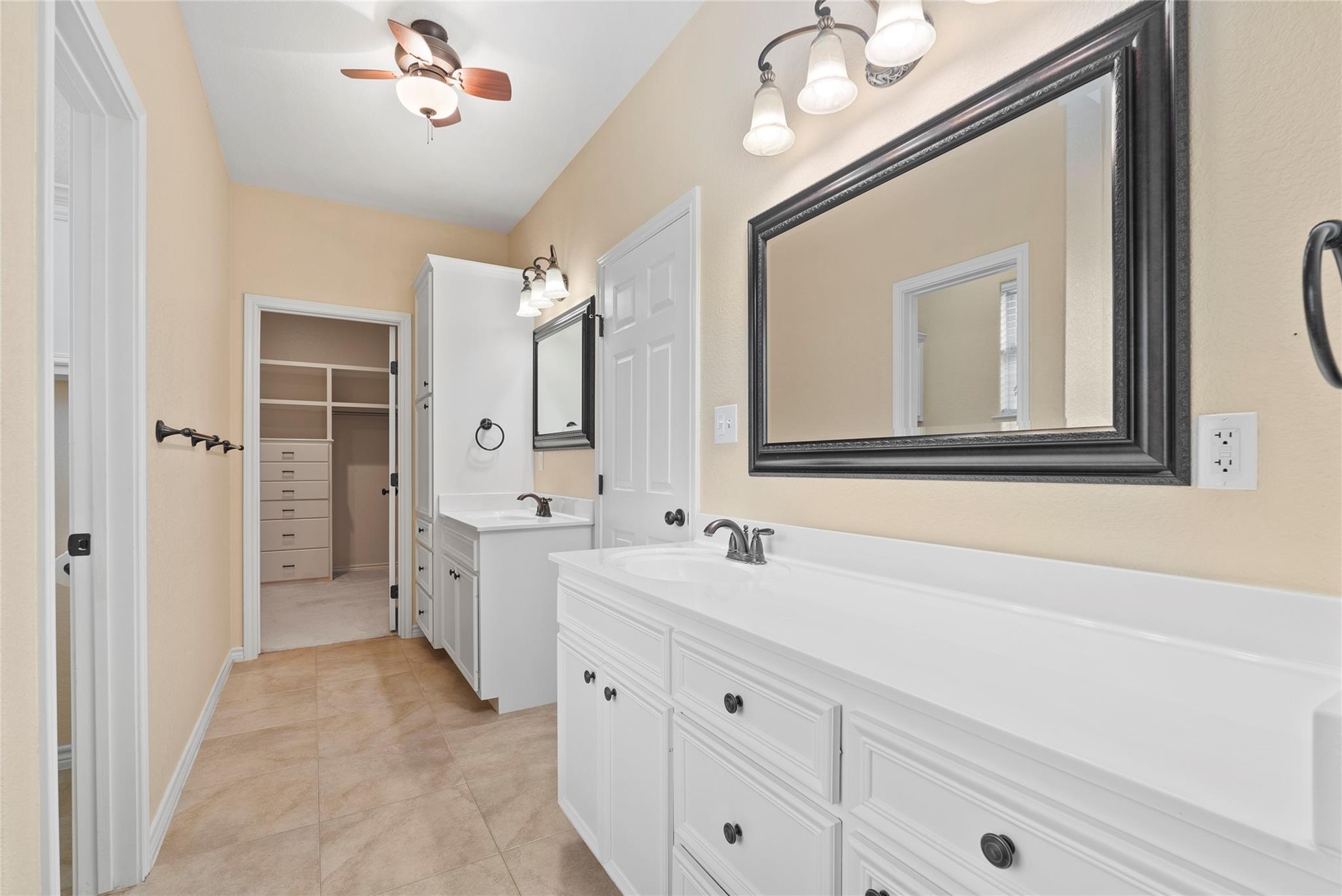 330 Arbors Circle Elgin TX 78621