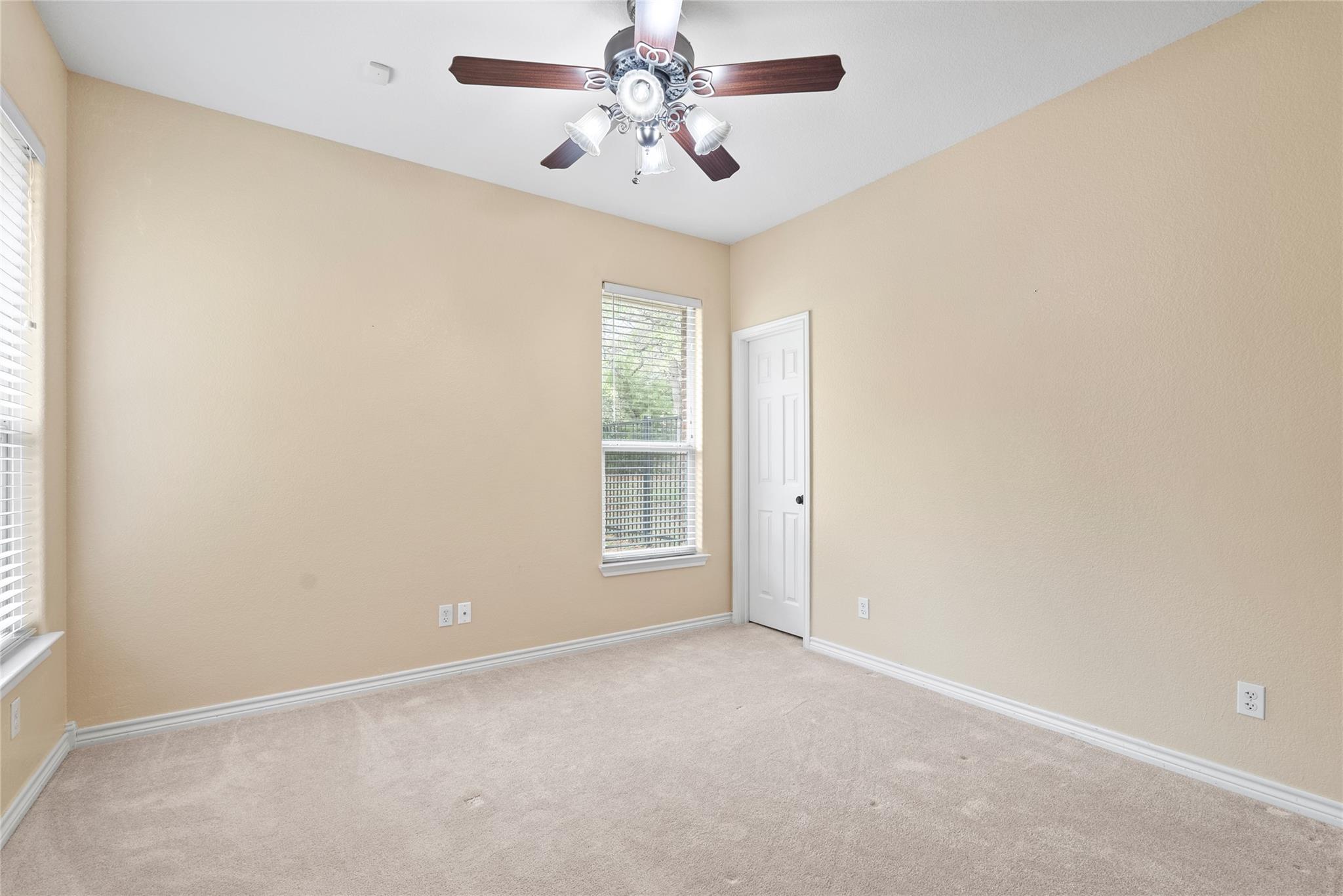 330 Arbors Circle Elgin TX 78621