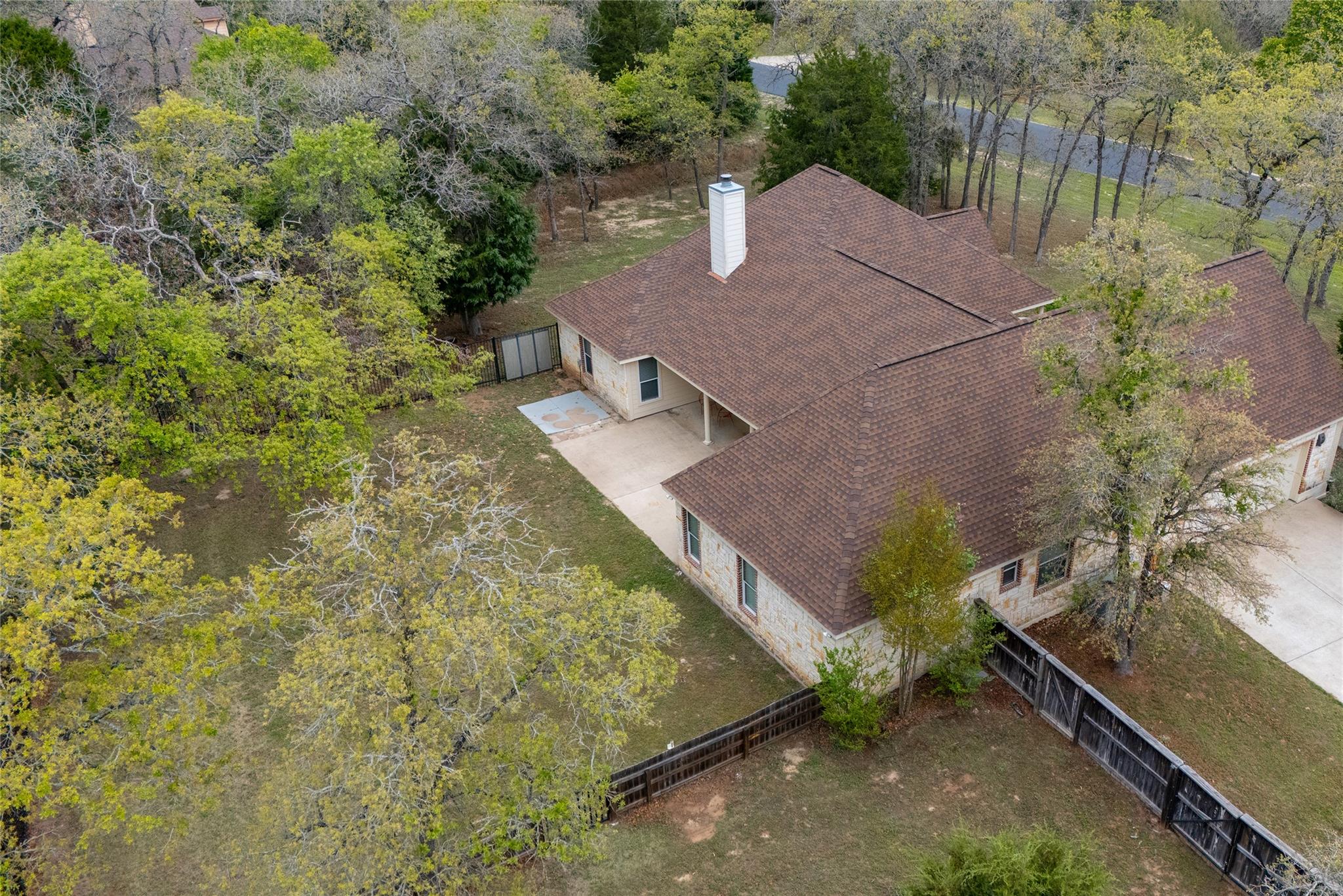 330 Arbors Circle Elgin TX 78621