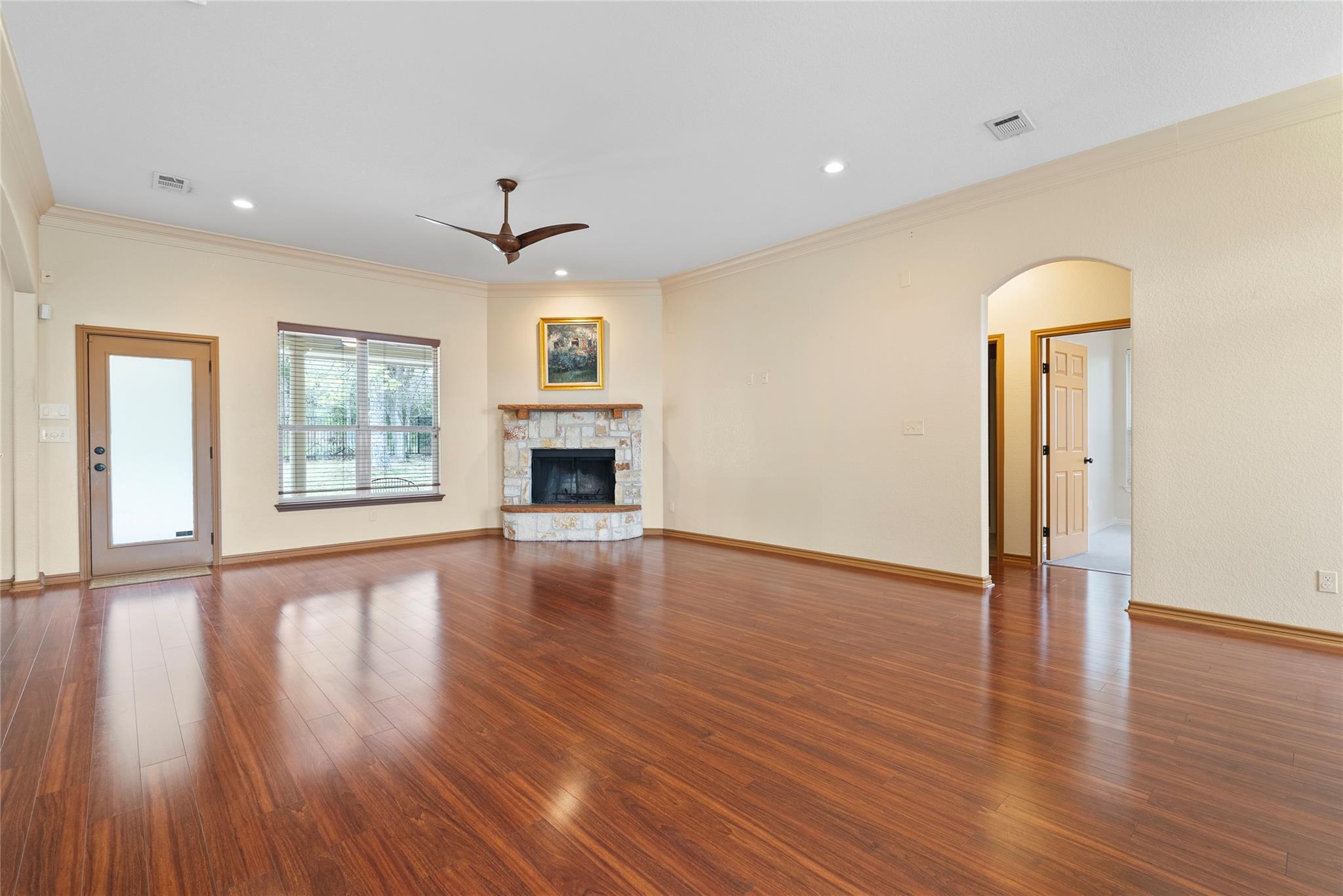 330 Arbors Circle Elgin TX 78621
