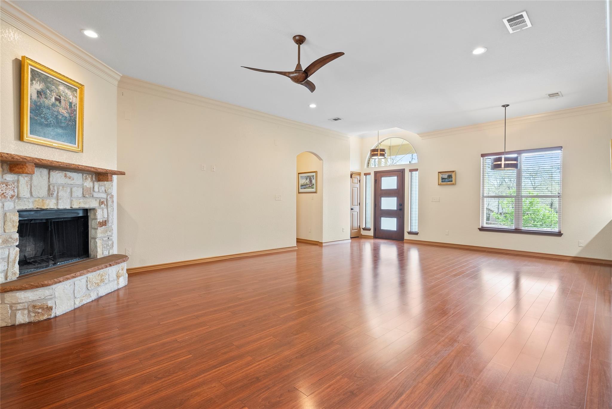 330 Arbors Circle Elgin TX 78621
