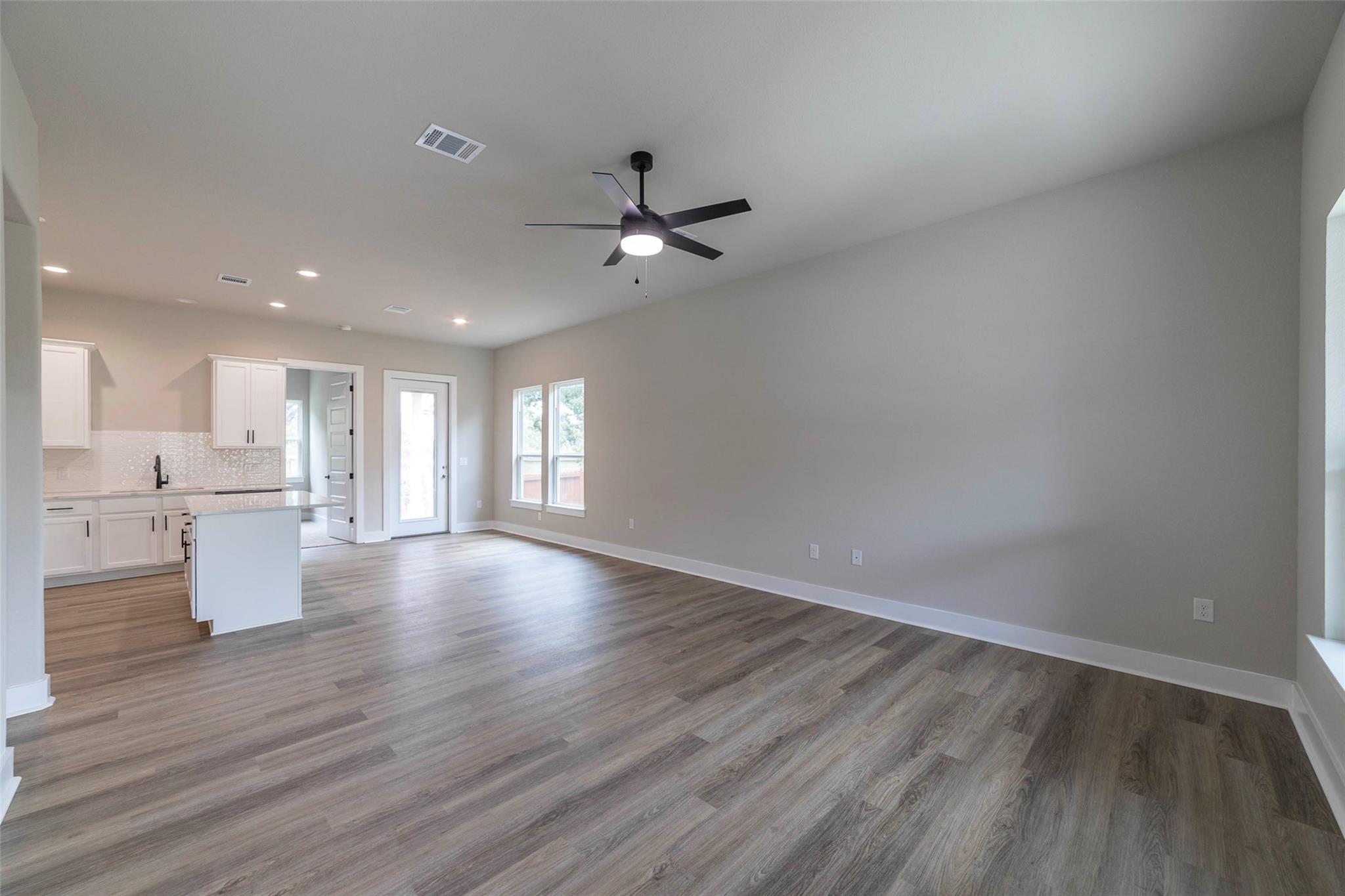 639 Magnolia Lane Cottonwood Shores TX 78657