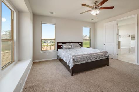 1136 Almeria Bend Leander TX 78641