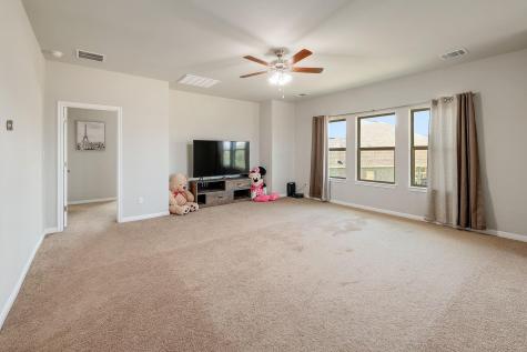 1136 Almeria Bend Leander TX 78641