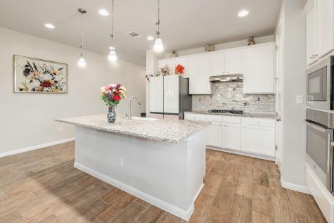 1136 Almeria Bend Leander TX 78641