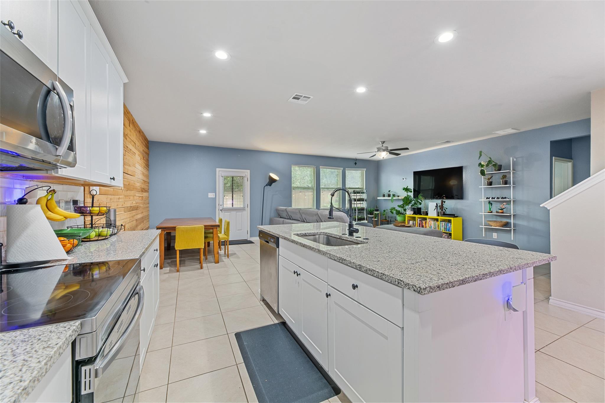 544 Appalachian Trail Leander TX 78641