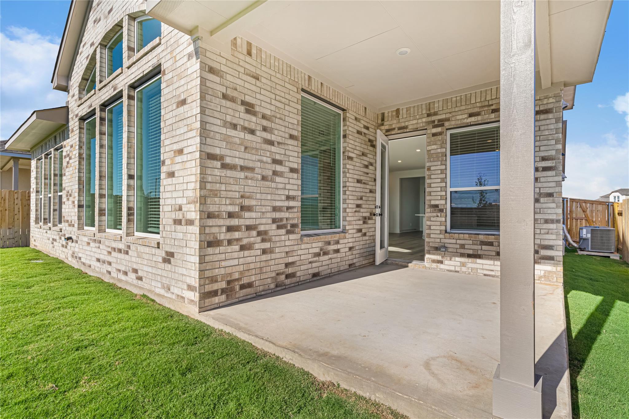 4733 Regents Place Round Rock TX 78665