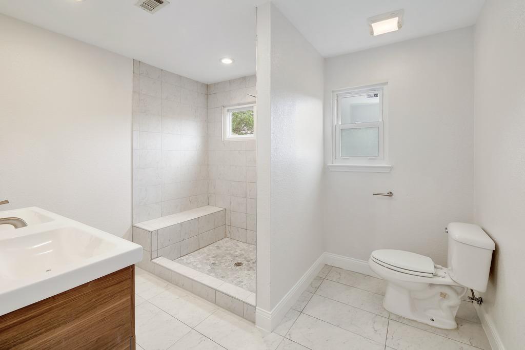 4605 Beechwood Hollow Austin TX 78731