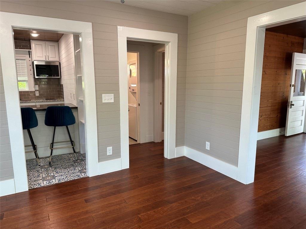 1223, 1223 1/2 & 1225 S Austin Avenue S Georgetown TX 78626