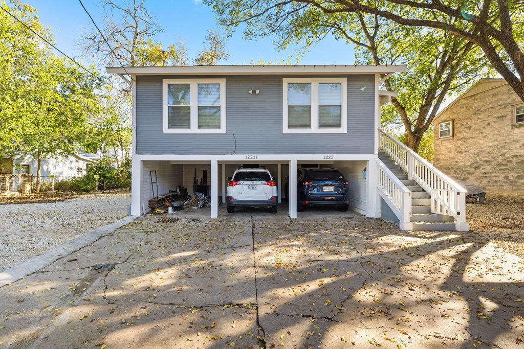 1223, 1223 1/2 & 1225 S Austin Avenue S Georgetown TX 78626