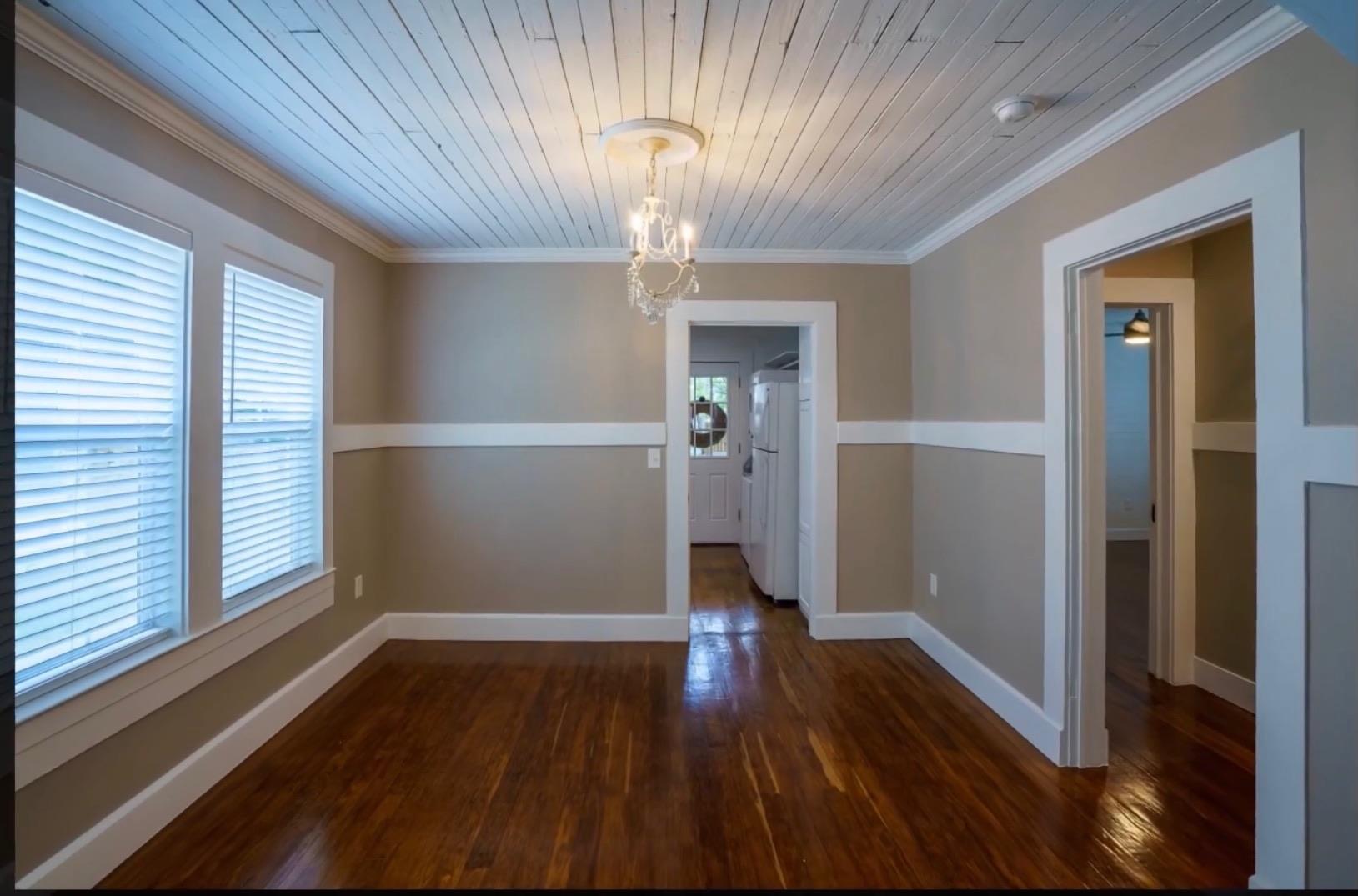 1223, 1223 1/2 & 1225 S Austin Avenue S Georgetown TX 78626