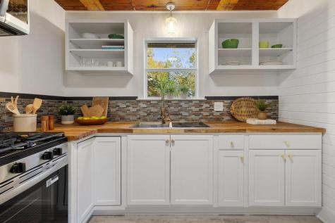 1223, 1223 1/2 & 1225 S Austin Avenue S Georgetown TX 78626