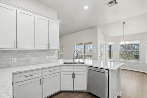 102 Bosque Drive Hutto TX 78634