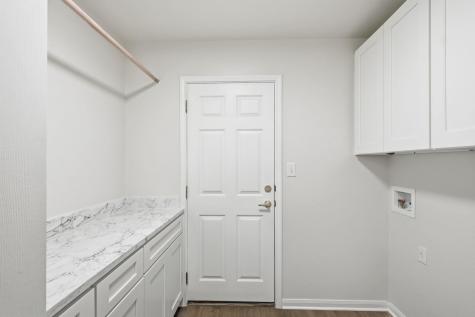 102 Bosque Drive Hutto TX 78634