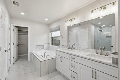 102 Bosque Drive Hutto TX 78634