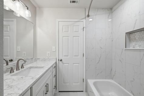 102 Bosque Drive Hutto TX 78634