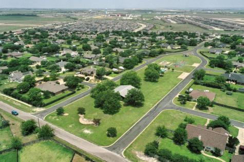 102 Bosque Drive Hutto TX 78634