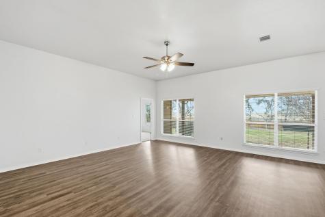 102 Bosque Drive Hutto TX 78634