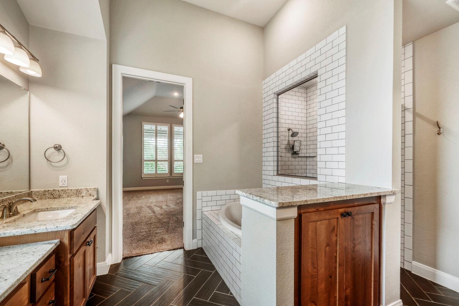 1401 Calago Cove Leander TX 78641