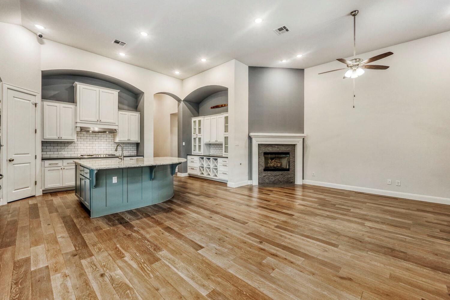 1401 Calago Cove Leander TX 78641