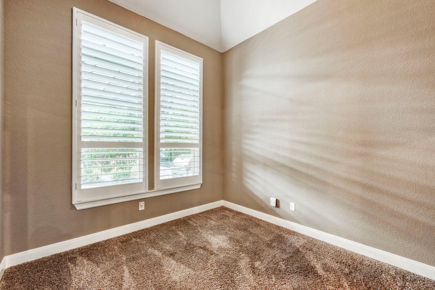 1401 Calago Cove Leander TX 78641