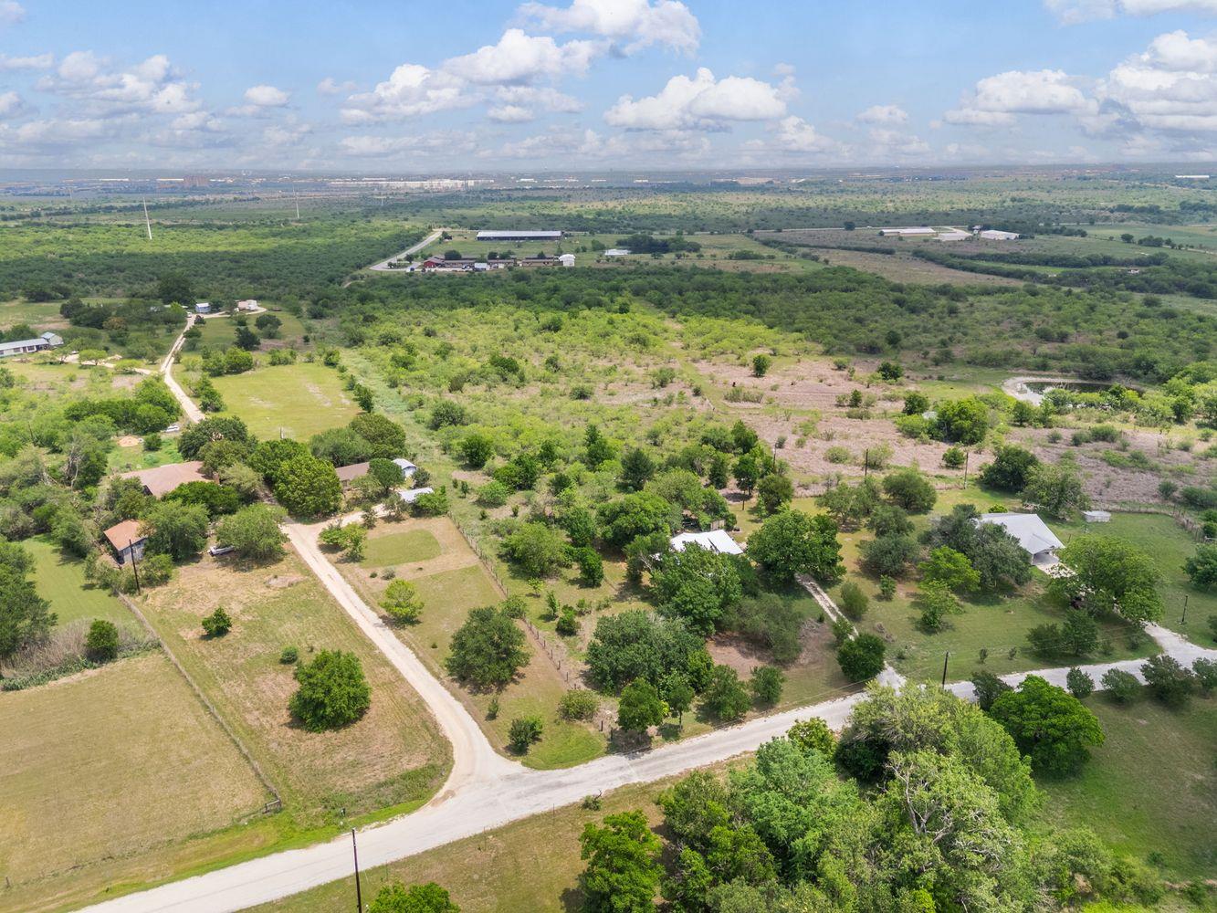 907 Horace Howard Drive San Marcos TX 78666