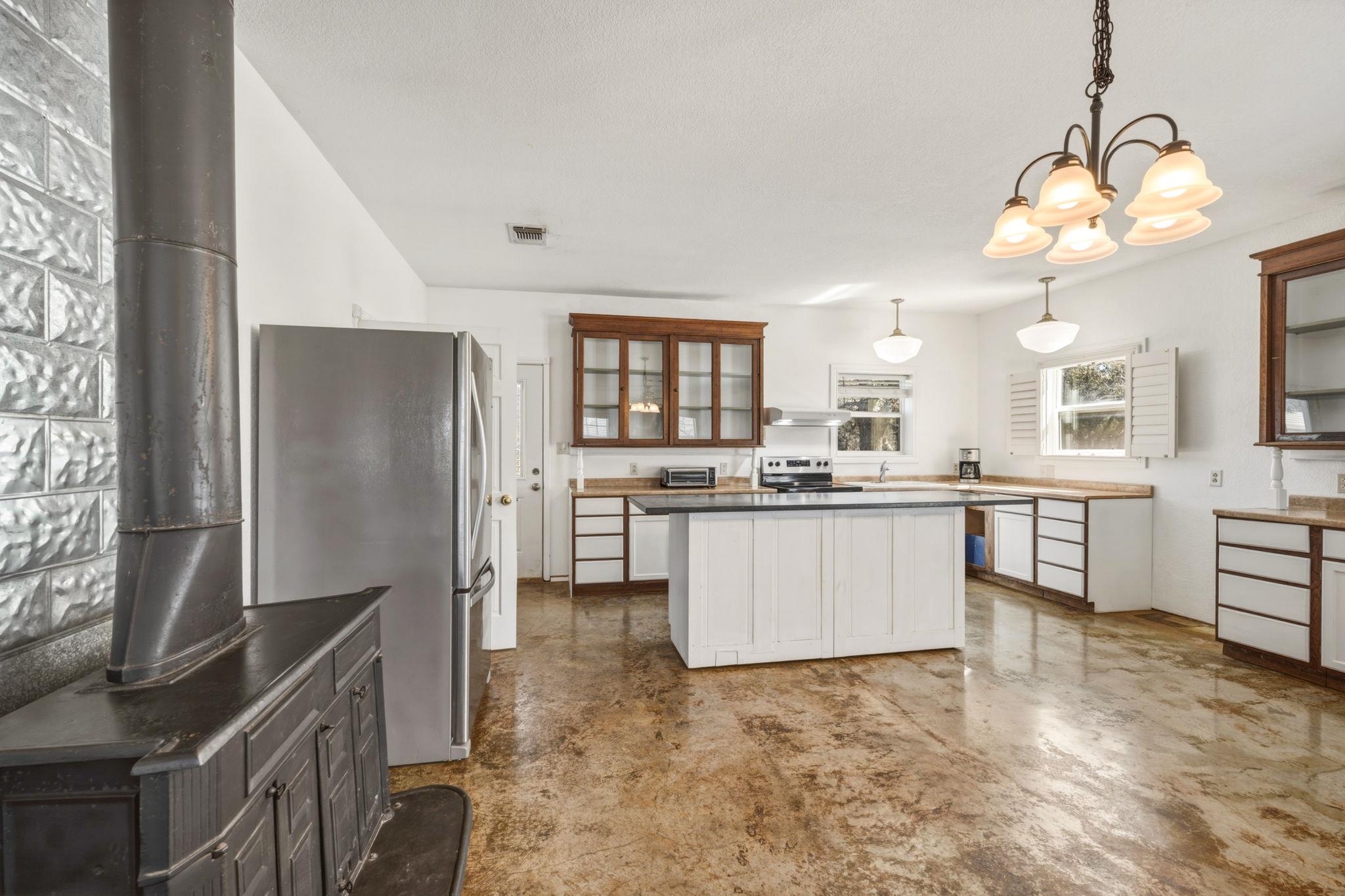 1301 Altwein Road Blanco TX 78606