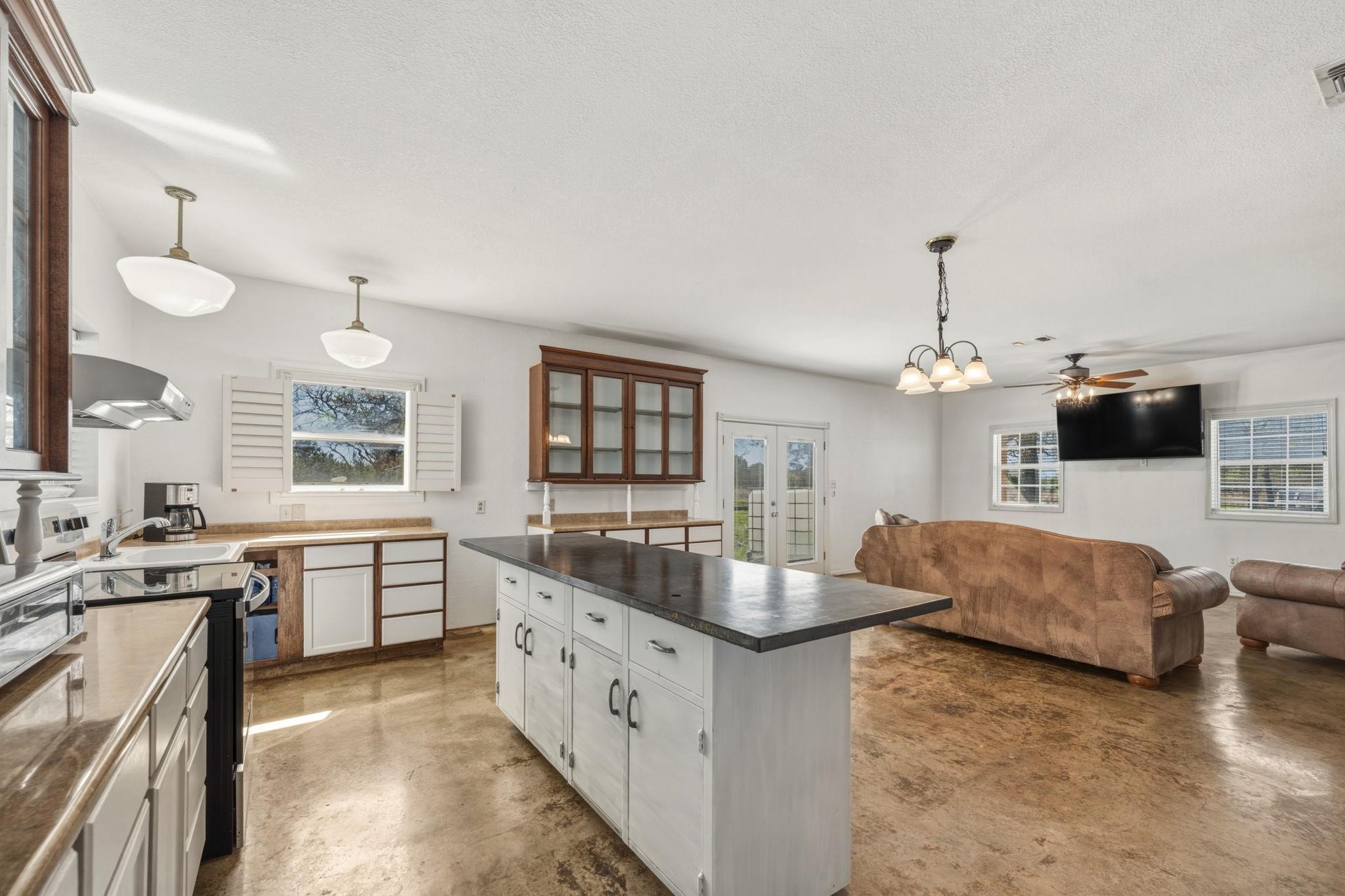 1301 Altwein Road Blanco TX 78606
