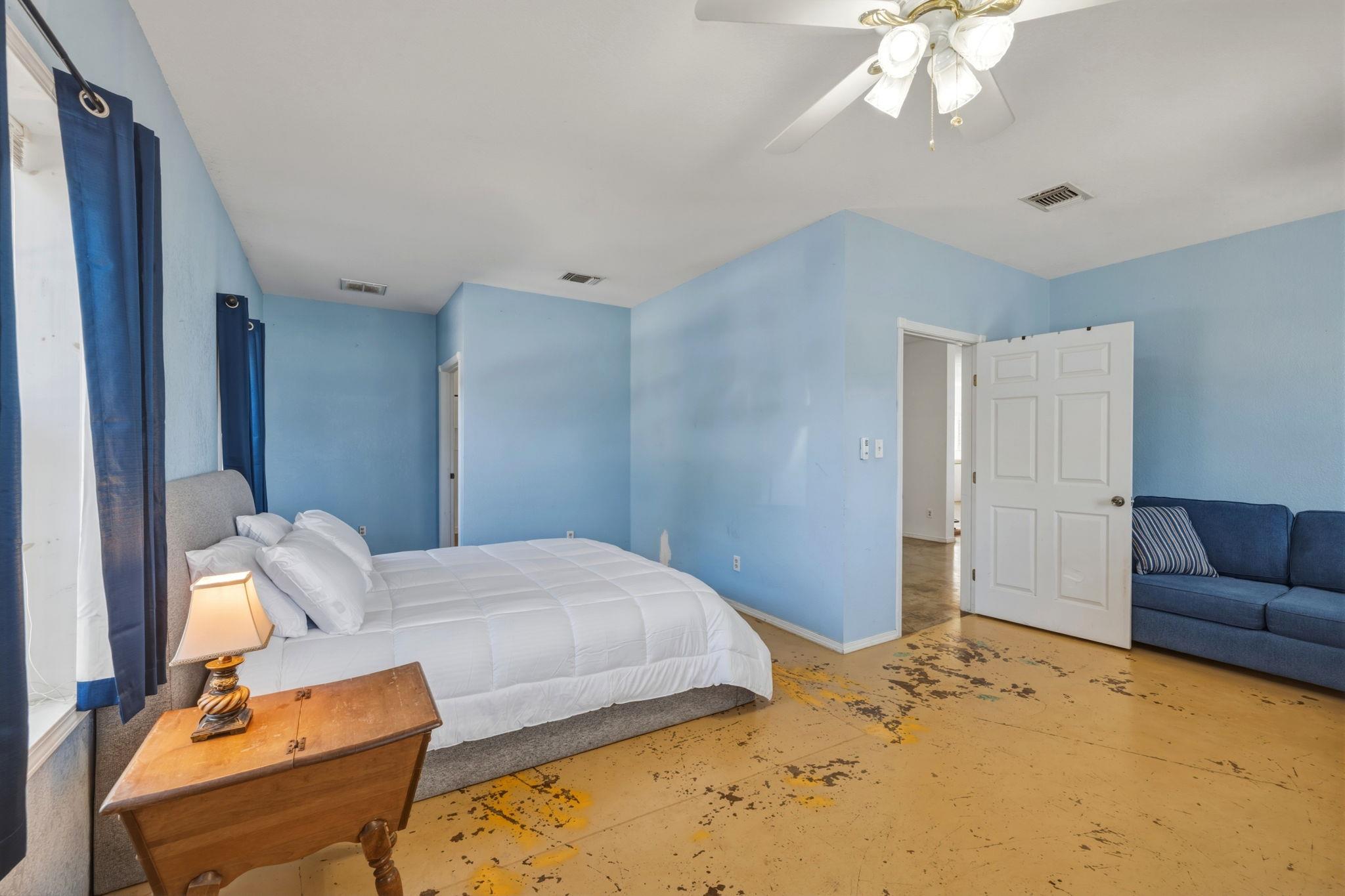 1301 Altwein Road Blanco TX 78606