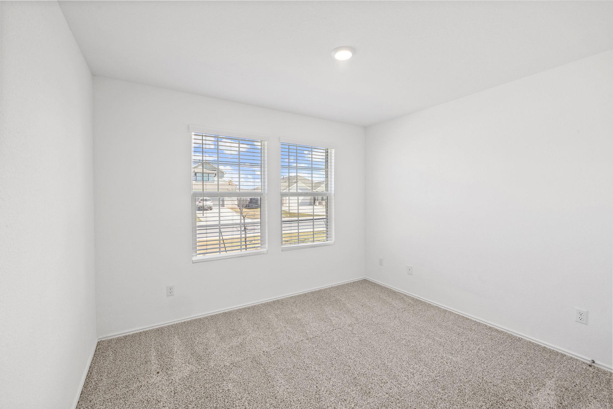 110 Madrid Kyle TX 78640
