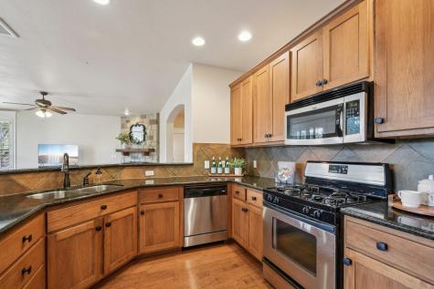 6921 Starboard Cove Jonestown TX 78645