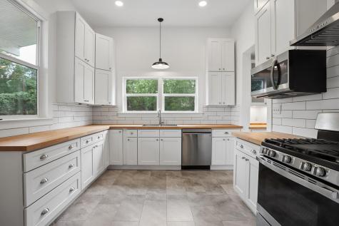 306 Rivers Street Smithville TX 78957