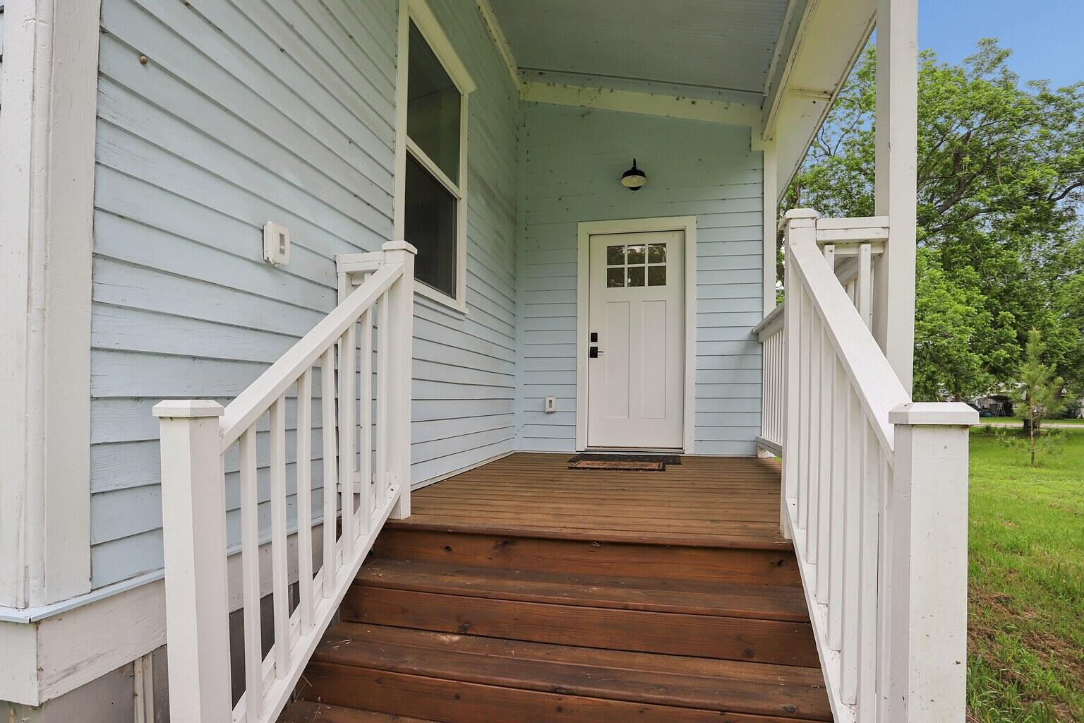 306 Rivers Street Smithville TX 78957