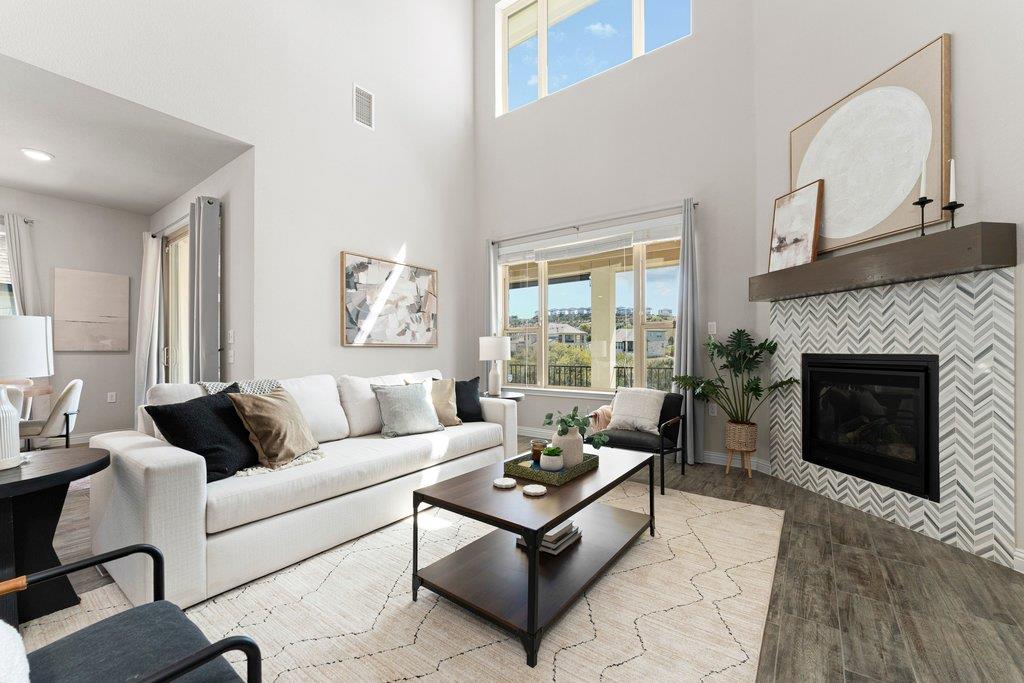 207 Sumalt Gap Way Austin TX 78738
