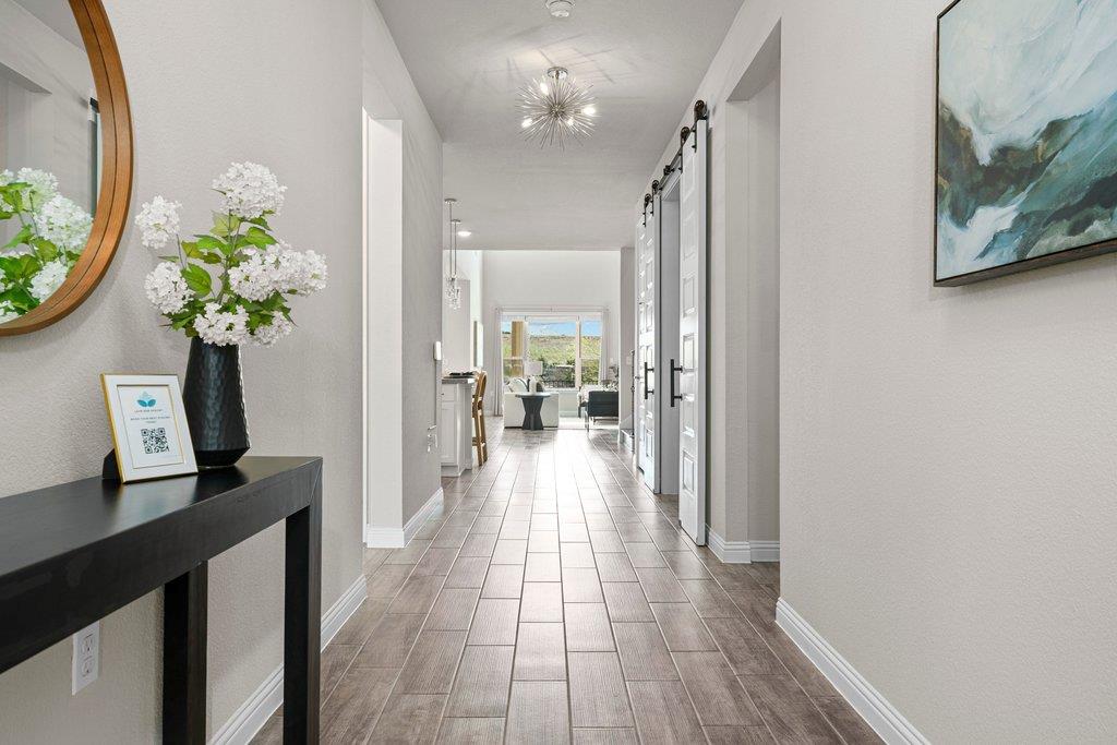207 Sumalt Gap Way Austin TX 78738