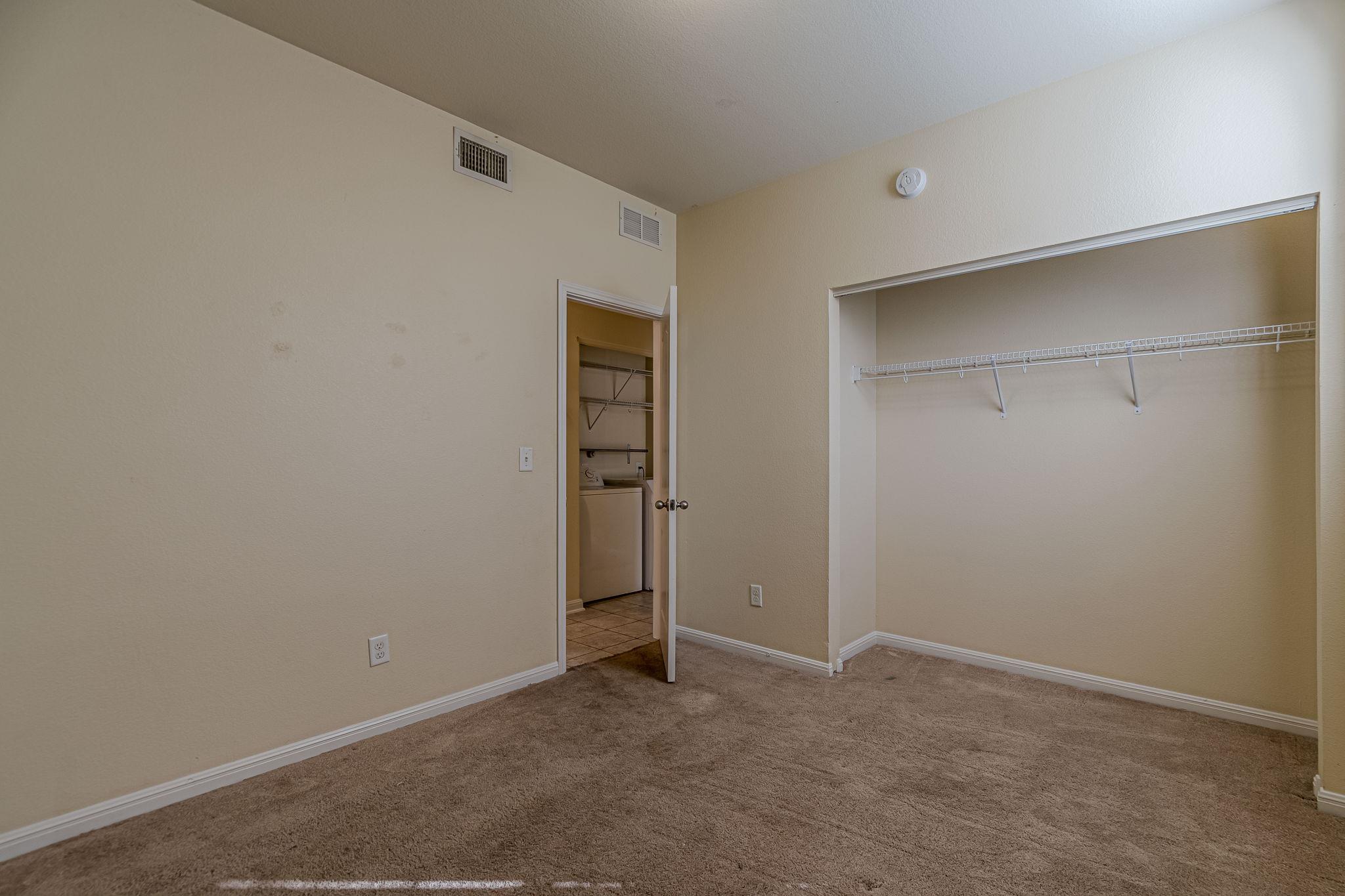 1612 Sanders Kyle TX 78640