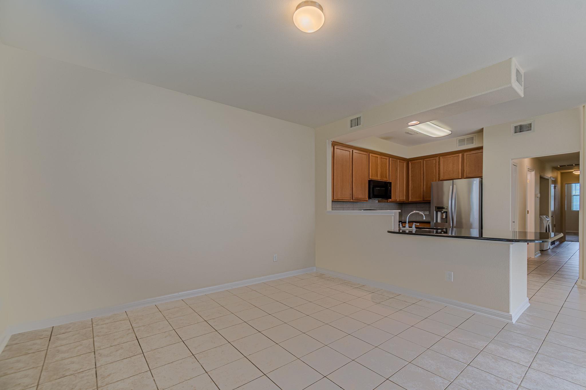 1612 Sanders Kyle TX 78640