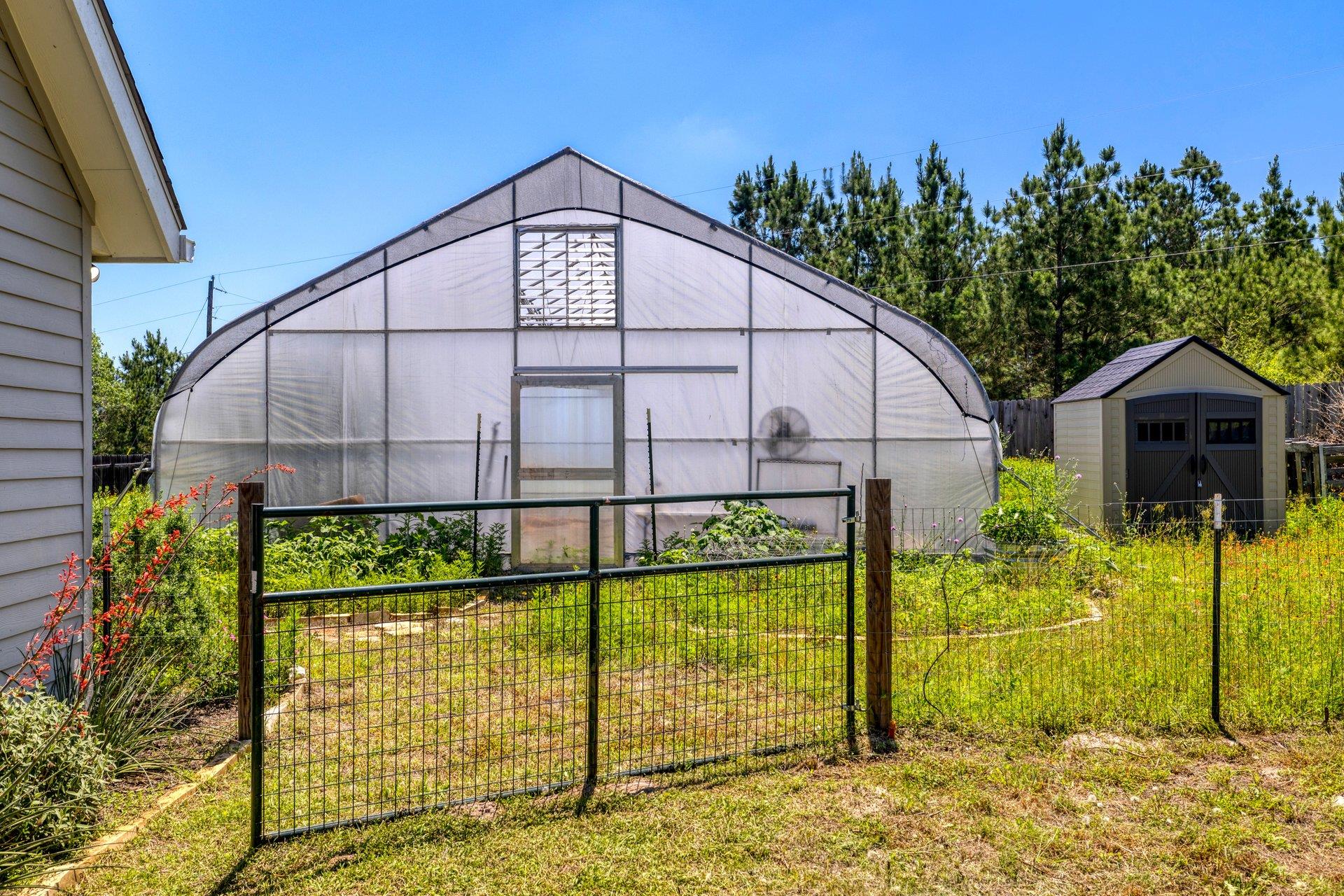 258 County Road Bastrop TX 78602